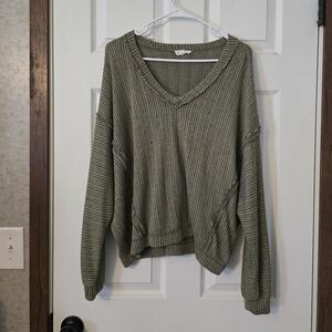 Blu Pepper Sage V-Neck Ribbed Top